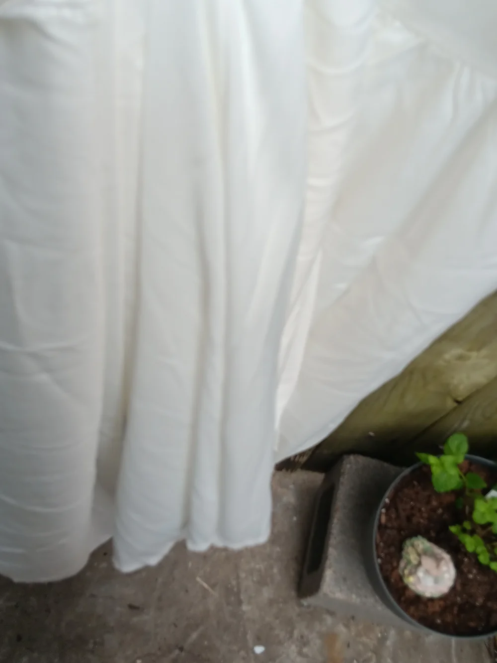 White Maxi Ðress 🎂 V-Neck Ruffle Sleeve LX - Picture 8 of 9